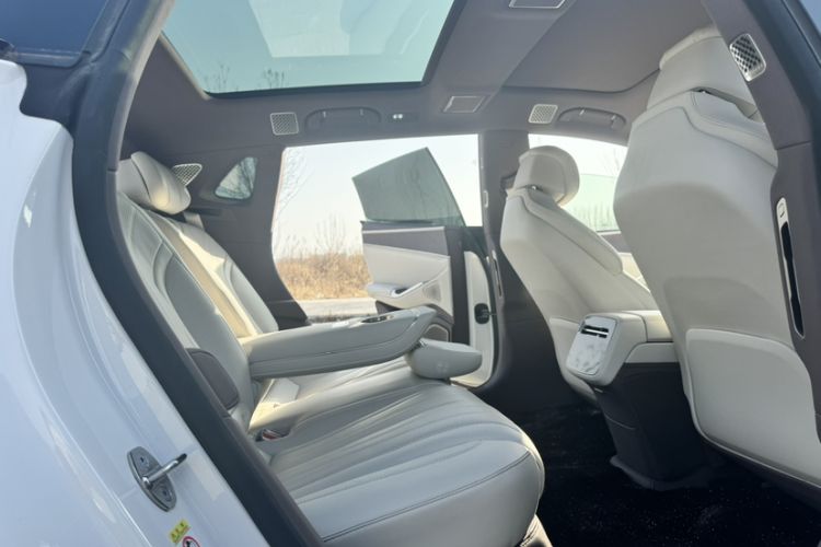 Used Denza Z9GT 2024 1100 Four-Wheel Drive Max Edition