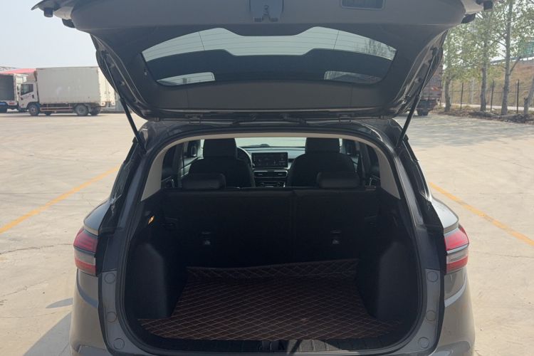 Used Geely Auto Coolray 2023 1.5T DCT Platinum Edition
