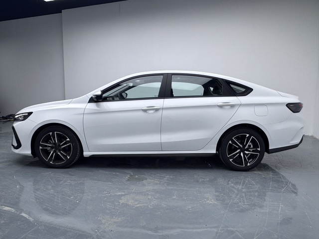 Geely Auto Binray 2024 Binrui COOL 1.5T DCT Longteng Edition — снимка 19