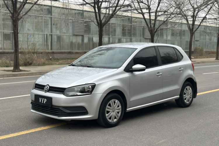 Used Volkswagen Polo 2016 1.4L Manual Fashion Model