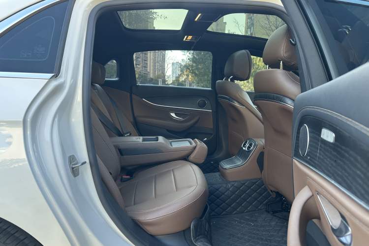 Used Mercedes-Benz E-Class 2021 E 300 L Sporty and Stylish Model