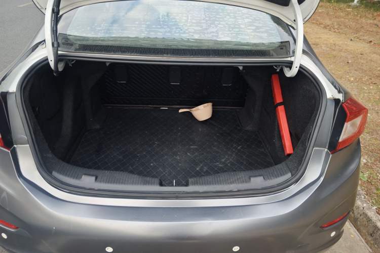 Used Chevrolet Cruze 2017 1.5L Automatic Pioneer Sunroof Edition