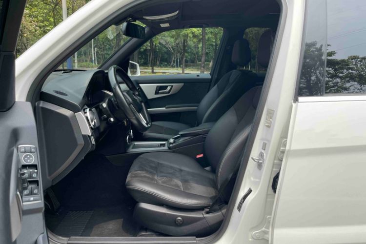 Used Mercedes-Benz GLK-Class 2014 GLK 200 Standard Model Interior 5