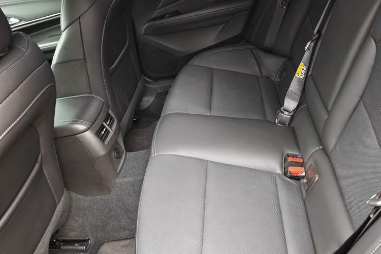 Used Cadillac CT4 2023 25T Luxury Model Interior 2