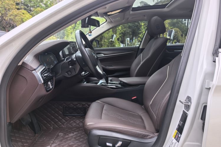 Used BMW 5 Series New Energy 2022 Updated Version 535Le Luxury Package
