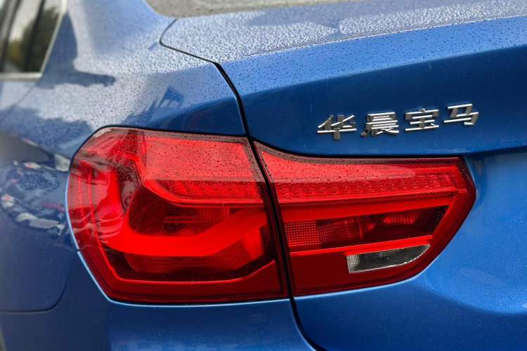 Used BMW 1 Series 2018 118i Design Package Edition Exterior 3