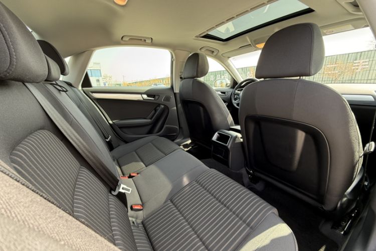 Used Audi A4L 2016 30 TFSI Collector's Edition Automatic Comfort Model