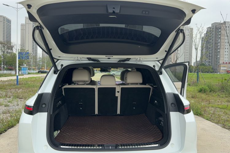 Used Li Auto L7 2023 Air model
