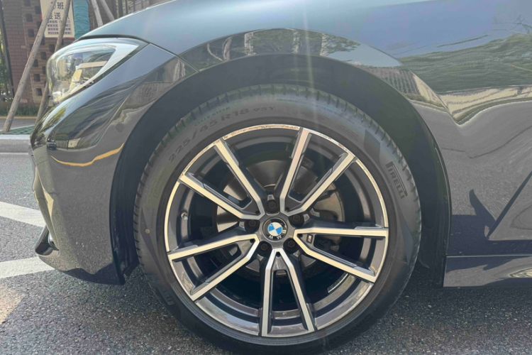 Used BMW 3 Series 2022 Updated 325Li M Sport Package Exterior 6