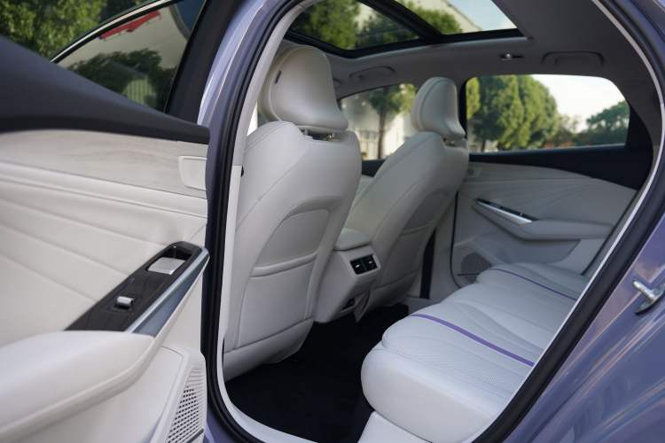 Used Geely Auto Preface L 2024 Zhiqing 1.5TD Tiangong Edition Interior 7