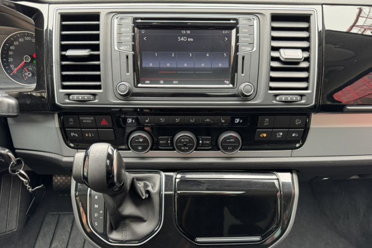 Used Volkswagen Multivan 2017 2.0 TSI 4x4 Prestige Edition 7-Seater