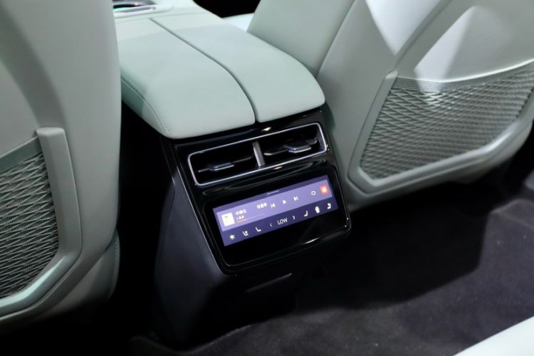 Used Zeekr 001 2025 WE Edition 100 kWh Rear-Wheel Drive
