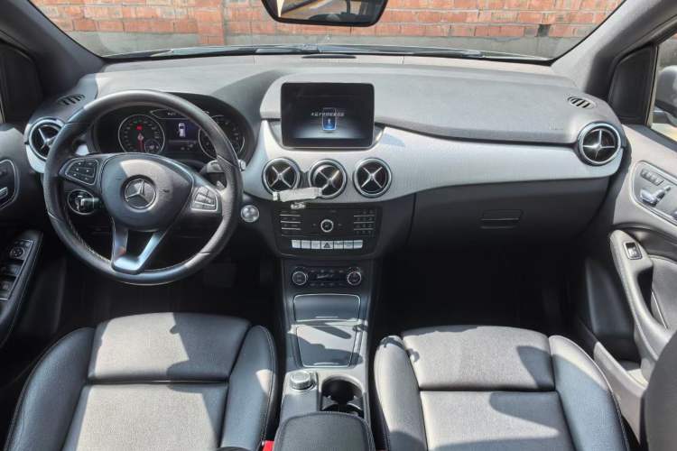 Used Mercedes-Benz B-Class 2019 B 200 Fashion Model
