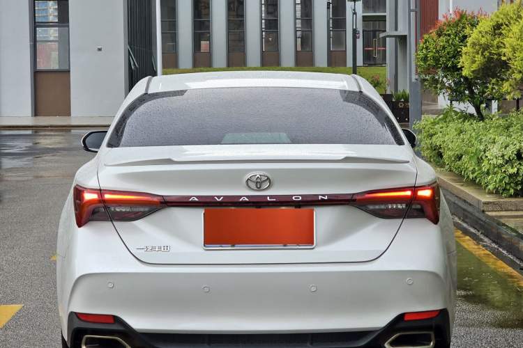 Used Toyota Avalon 2021 2.5L Luxury Edition Exterior 4