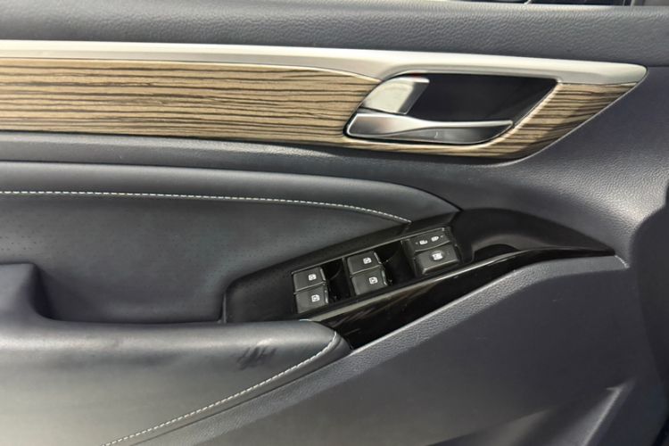 Used GAC Trumpchi M8 2023 Lingxiu Series 390T Prestige Edition Interior 4