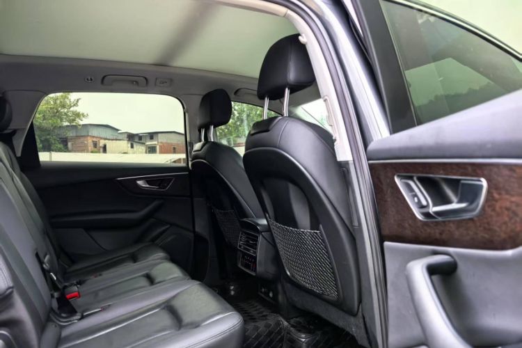 Used Audi Q7 2021 55 TFSI quattro S line Sport model