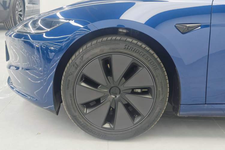 Used Tesla Model 3 2025 Rear-Wheel-Drive Version