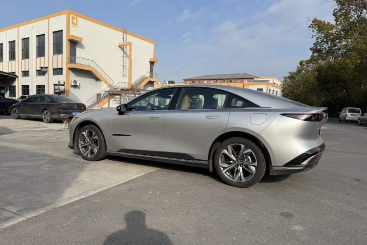 Used Mazda EZ-6 2024 Range-Extended 200 Luxury Edition