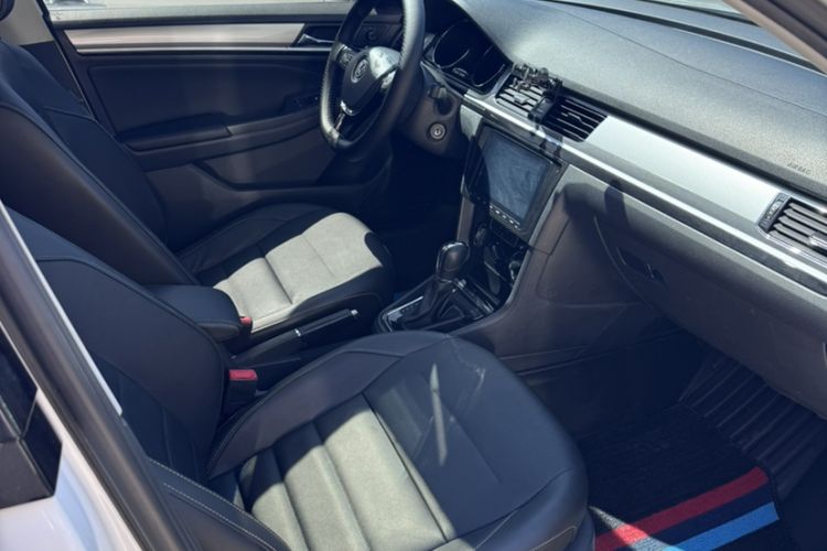 Used Volkswagen Bora 2018 1.5L Automatic Comfort Model Interior 7