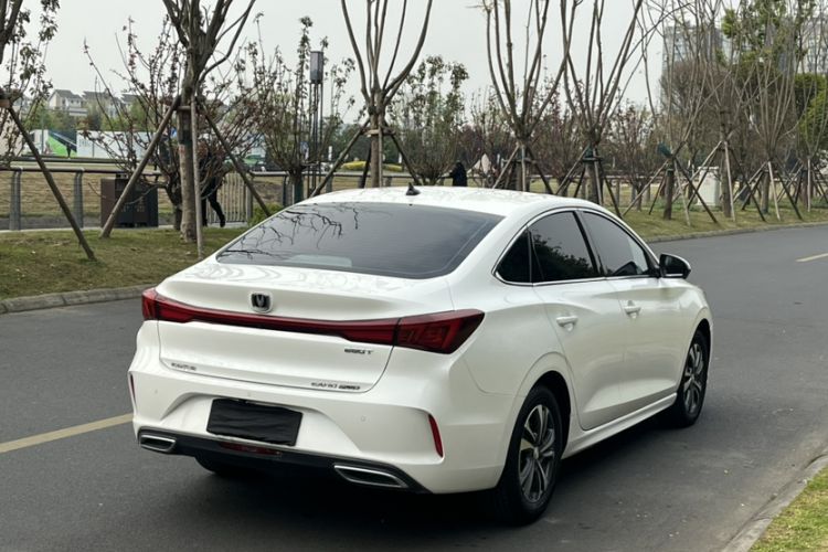 Used CHANGAN Eado 2022 PLUS Blue Whale NE 1.4T GDI DCT Prestige Edition
