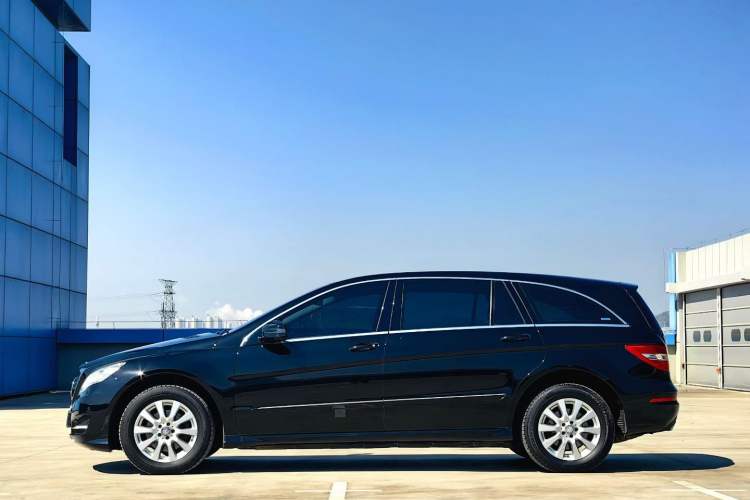 Used Mercedes-Benz R-Class 2014 R 320 4MATIC Business Model