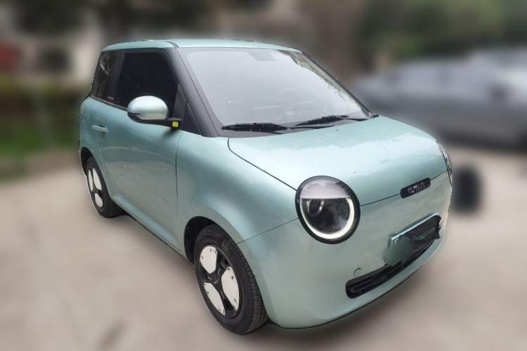 Used CHANGAN NEVO Lumin 2022 155 km – Refreshingly Sweet Edition Exterior 5