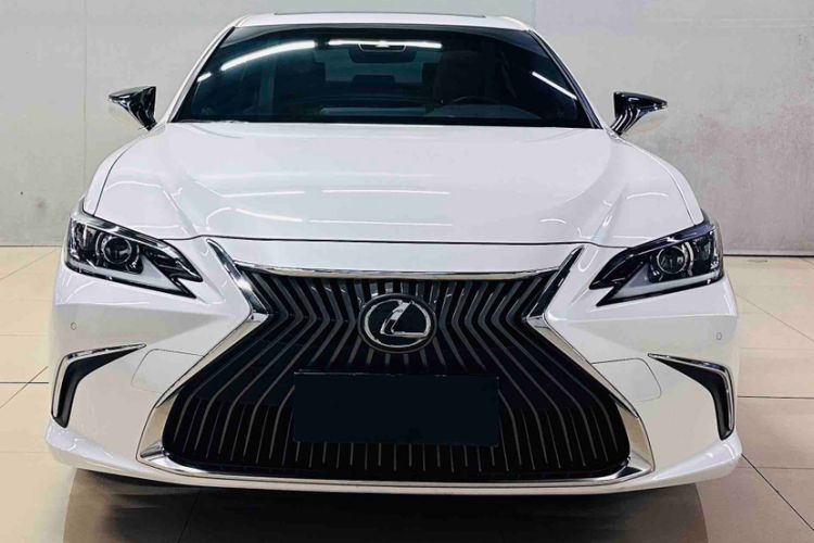 Used Lexus ES 2018 200 Excellence Edition China V Standard
