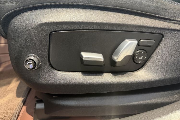 Used BMW 6 Series GT 2021 Restyled 630i M Sport Package Interior 7