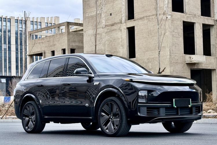 Used Li Auto L8 2025 Pro Smart Refresh Edition Exterior 6