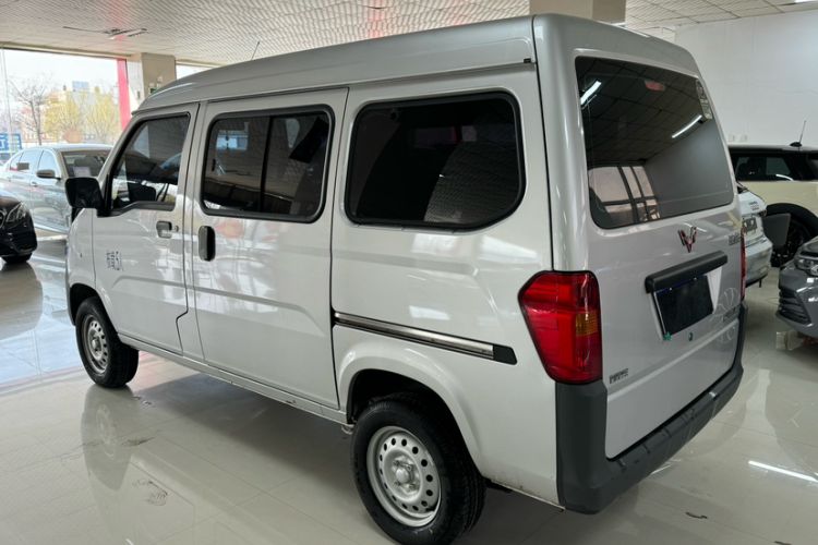 Used Wuling Zhiguang 2023 1.5L Practical Version 5/7 Seats
