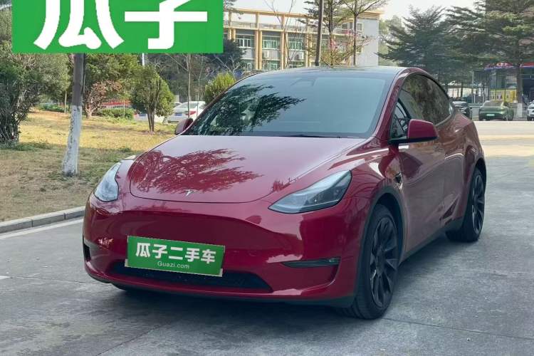 Used Tesla Model Y 2021 Long-Range All-Wheel-Drive Version