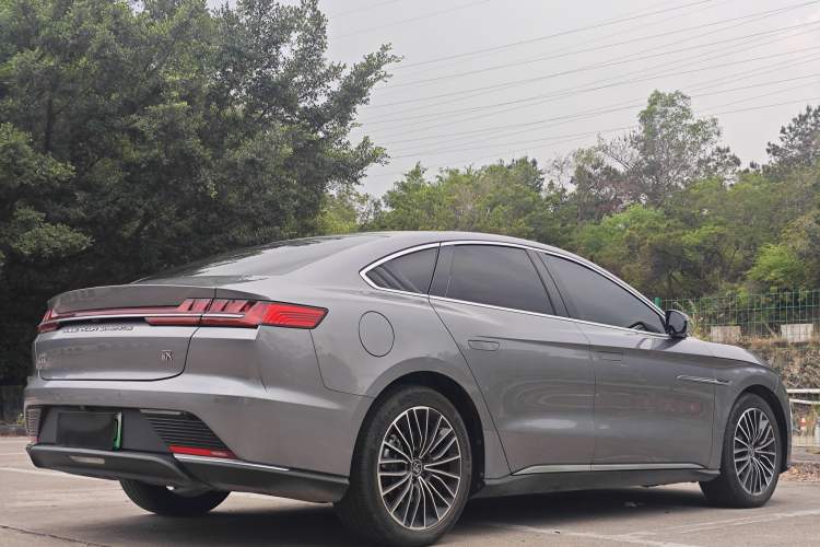 Used BYD Han 2020 EV Long-Range Luxury Model
