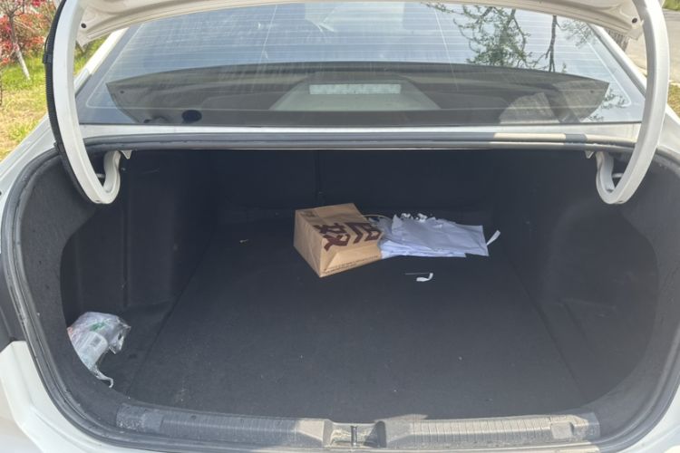 Used Volkswagen Lavida 2022 1.5L Automatic Fashion Edition Interior 1