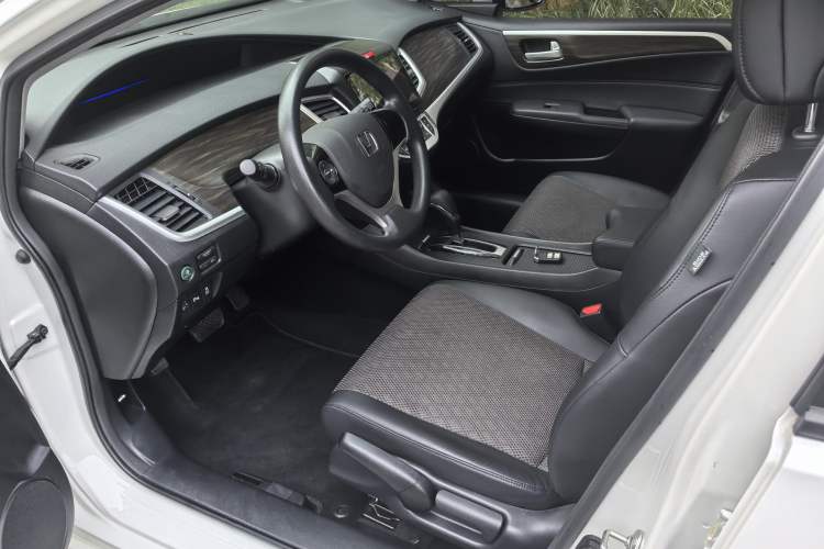 Used Honda Jade 2020 1.8L automatic Comfort version
