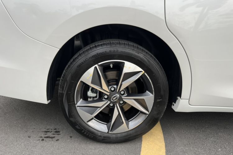 Used GAC Trumpchi M6 2023 PRO 270T DCT Luxury Edition Exterior 2