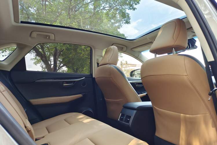 Used Lexus NX 2015 300h All-Wheel-Drive Fēngzhì Edition