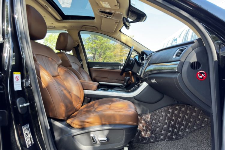 Used Haval H8 2015 2.0T Two-Wheel-Drive Standard Version
