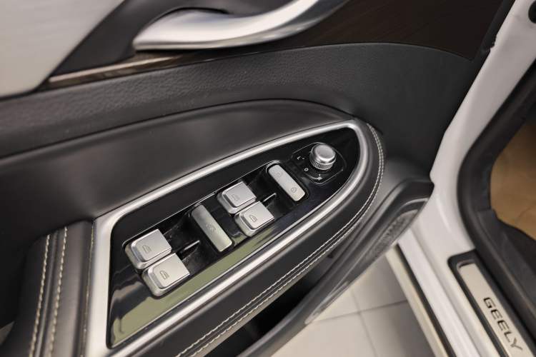 Used Geely Auto Emgrand GT 2018 1.5T MHEV Yaoxiang Edition
