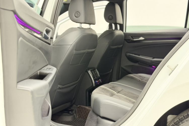 Used Volkswagen Golf 2023 280TSI DSG R-Line Lite
