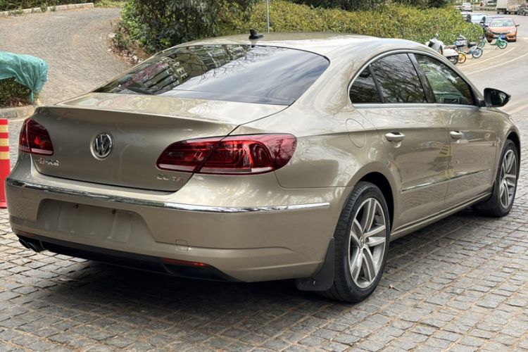 Used Volkswagen FAW-Volkswagen CC 2015 1.8TSI Luxury Model