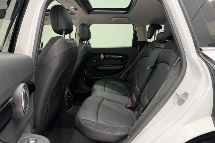 Used MINI Clubman 2023 Refresh 1.5T COOPER Connoisseur Interior 3