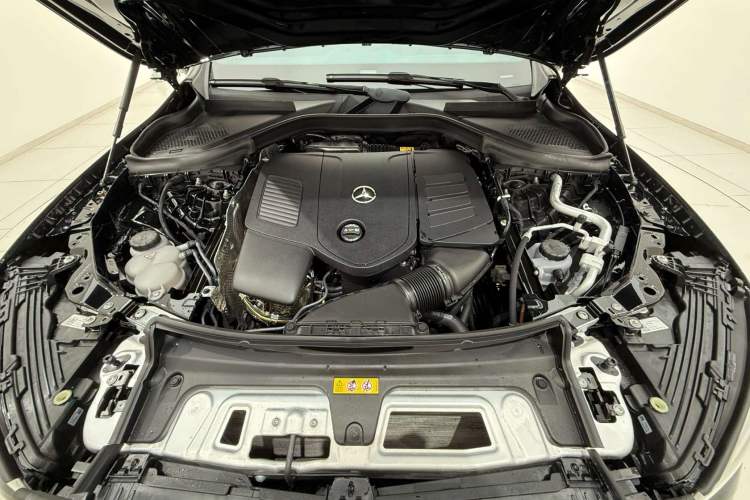 Used Mercedes-Benz GLC 2025 GLC 300 L 4MATIC Dynamic Model 5 Seats