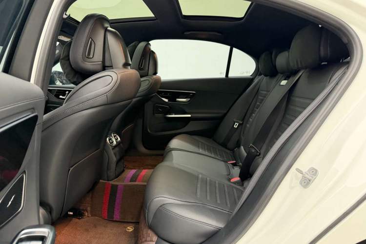 Used Mercedes-Benz C-Class 2024 C 260 L Sport Edition Interior 4