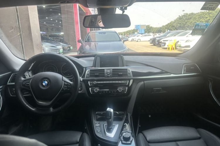 Used BMW 3 Series GT 2018 320i Sport Edition