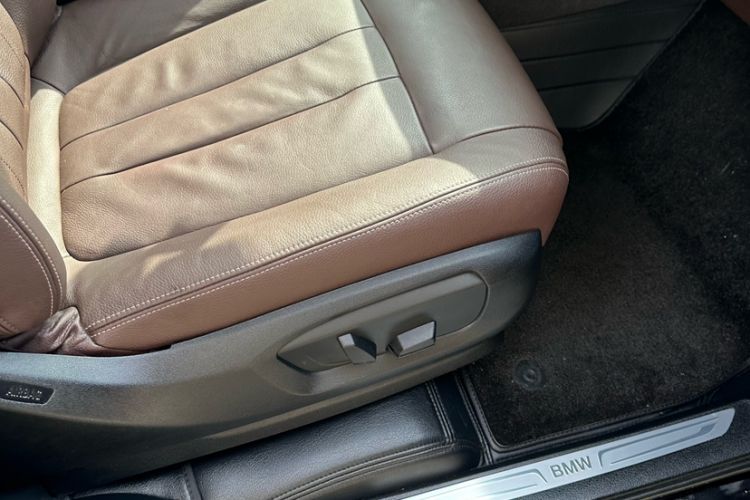 Used BMW X5 2017 xDrive28i
