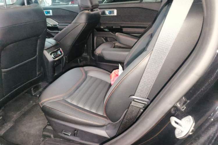 Used Ford Explorer 2023 EcoBoost 285 4x4 ST-LINE 6-Seater
