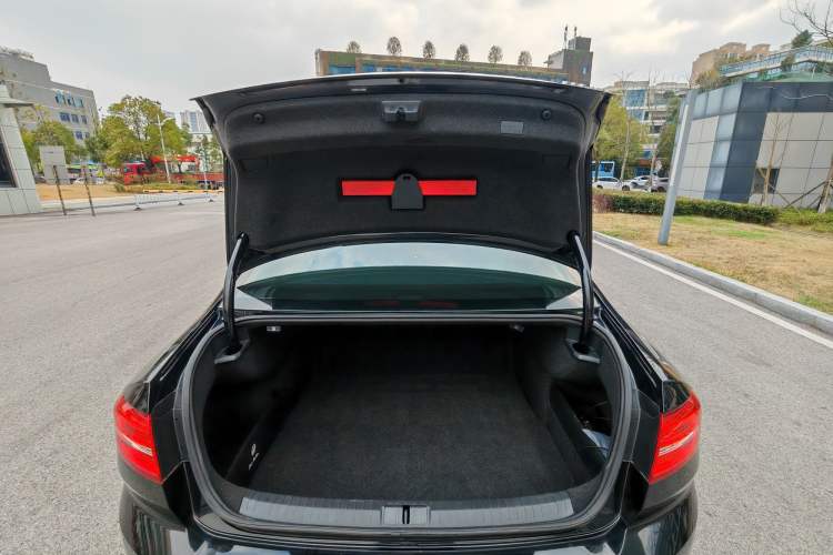 Used Volkswagen Magotan 2018 Facelift 380TSI DSG Luxury Version
