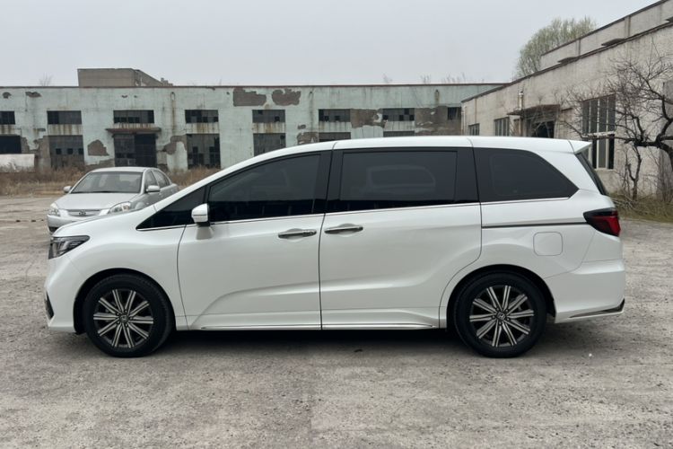Used Honda Odyssey 2024 2.0L eHEV Sharp·Leading Edition