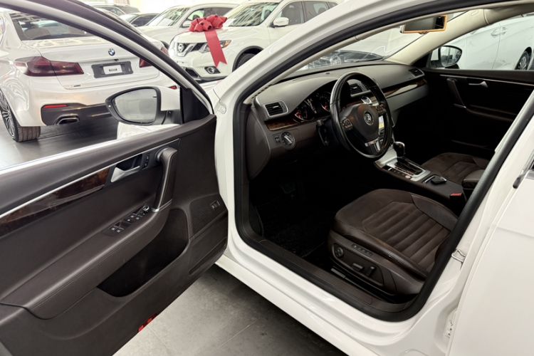 Used Volkswagen Magotan 2015 Travel Edition 2.0 TSI Comfort Version