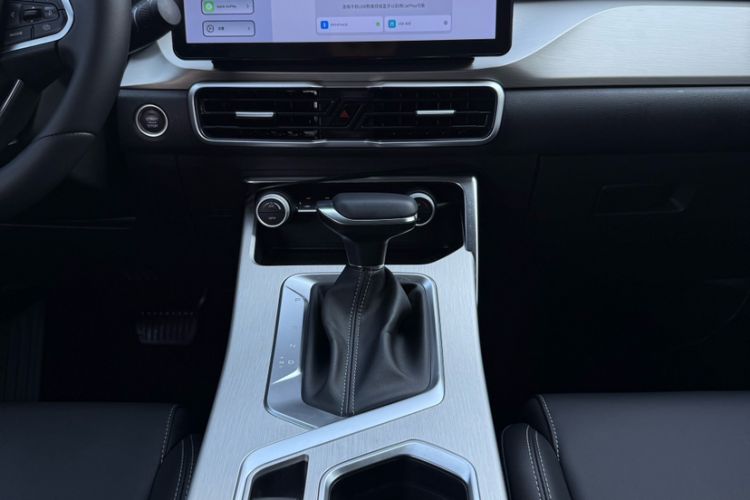 Used Geely Auto Coolray 2025 1.5L CVT Super Edition
